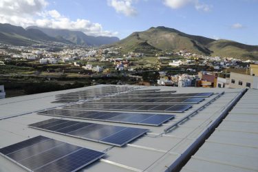 Instalación fotovoltaica en Cueva Pintada de Gáldar